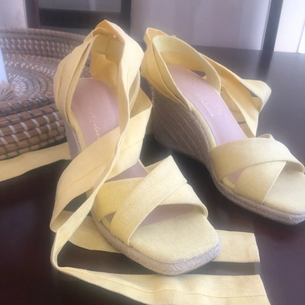 Tuckernuck chic yellow